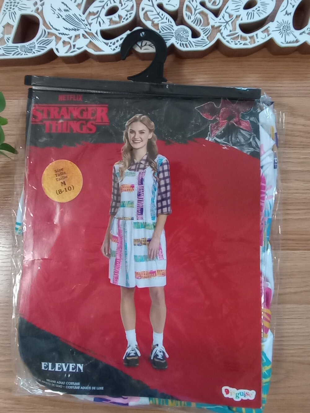 Stranger Things Eleven Adult Halloween costume Size Medium 8/10